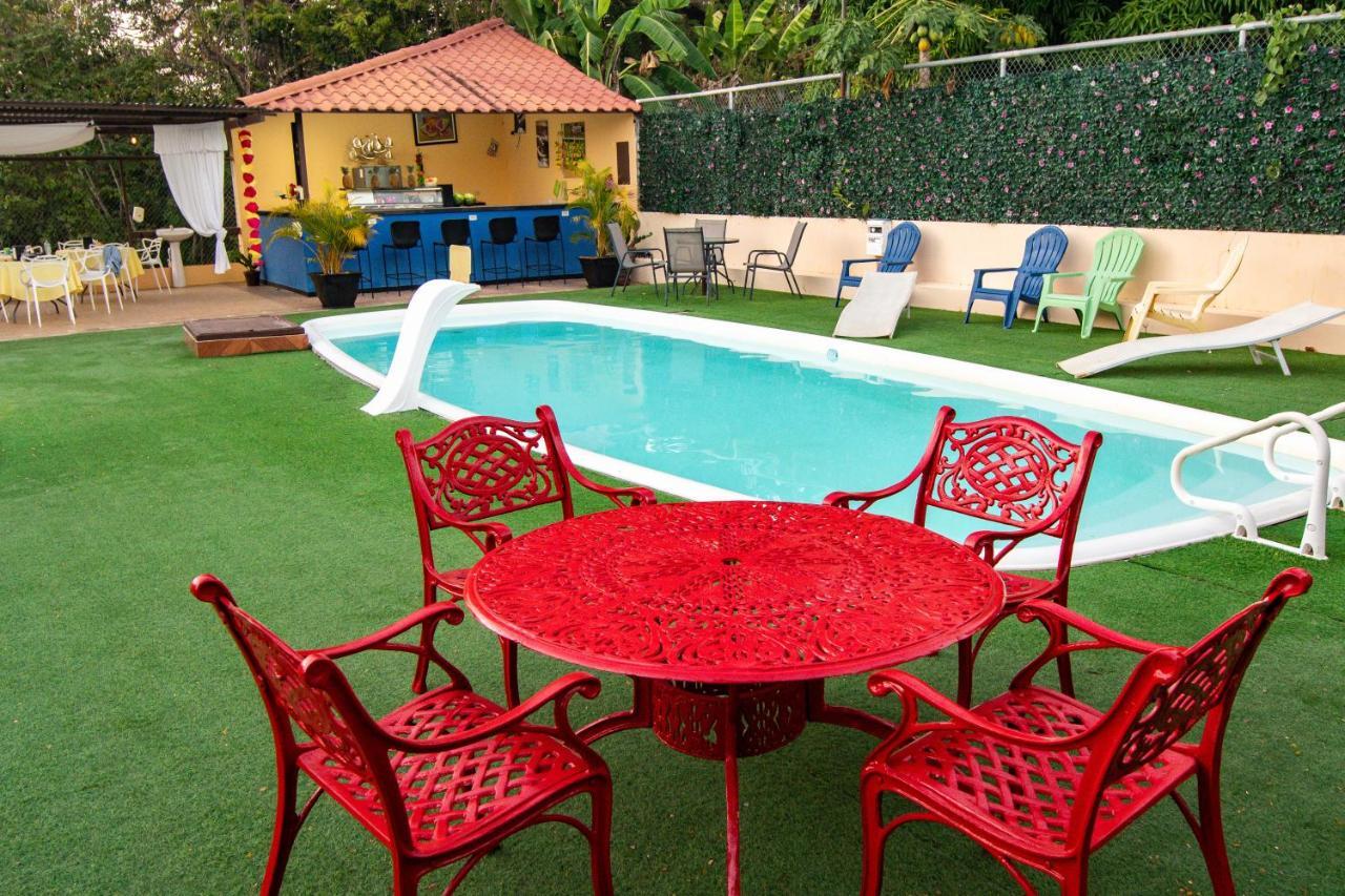Roxy'S Bed & Breakfast Boca Chica Εξωτερικό φωτογραφία